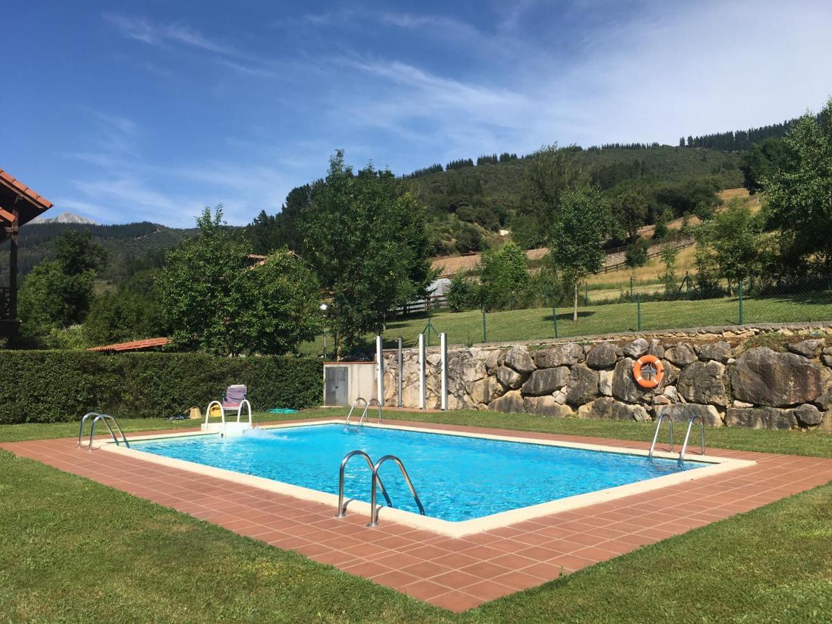 Precioso Chalet Junto A Potes Con Piscina-4 Hab,3 Banos Ojedo Exteriör bild