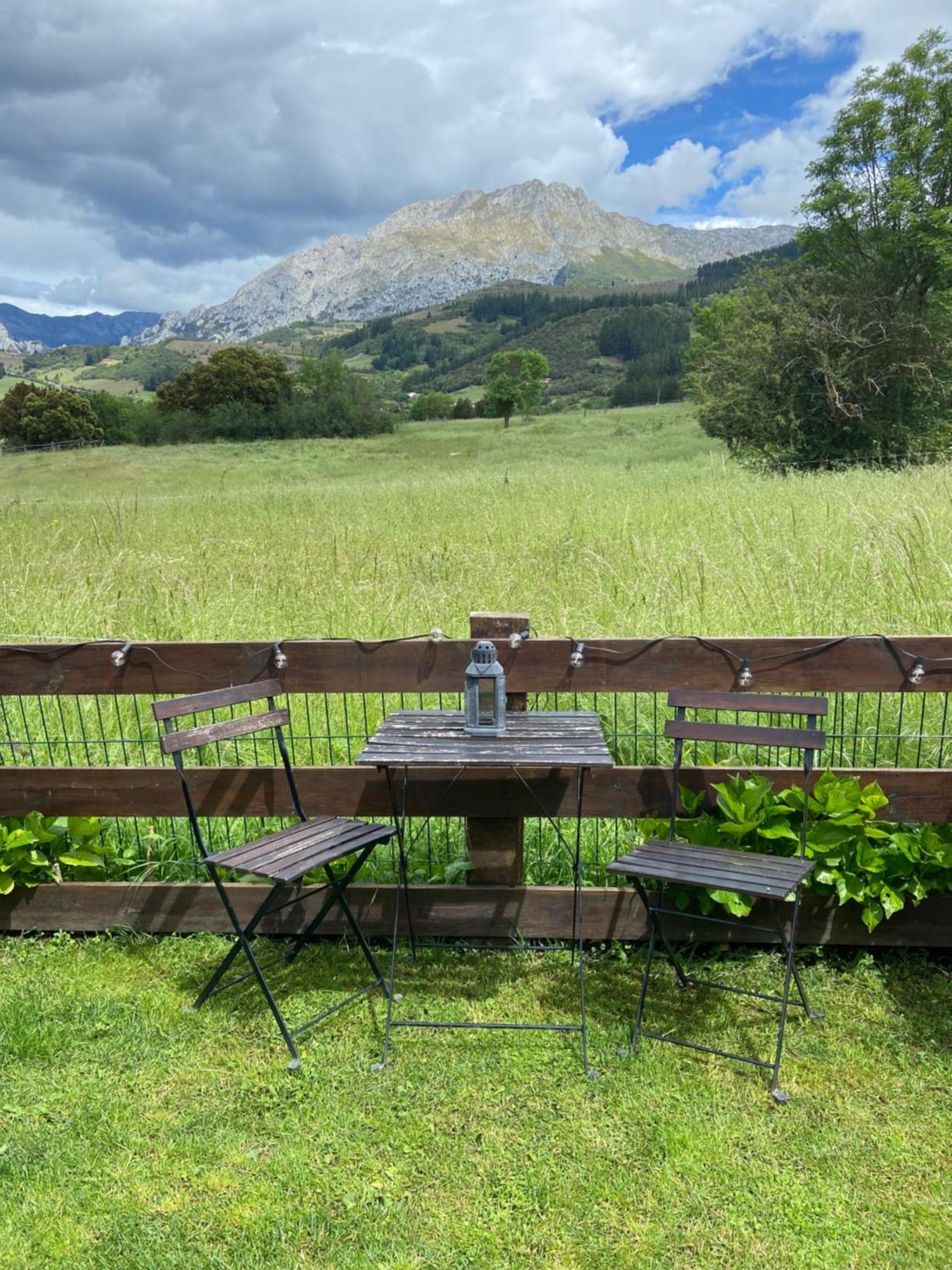 Precioso Chalet Junto A Potes Con Piscina-4 Hab,3 Banos Ojedo Exteriör bild
